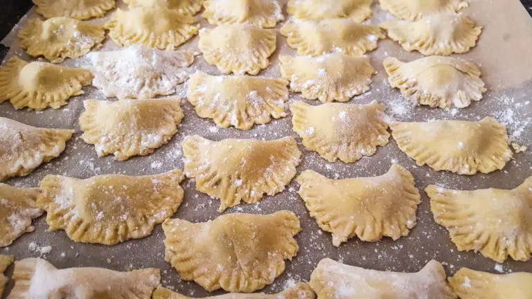 The Ultimate Italian Stuffed Pasta Guide | A Sprinkle Of Italy