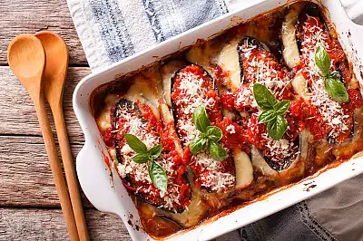 parmigiana di melanzane eggplant parmesan