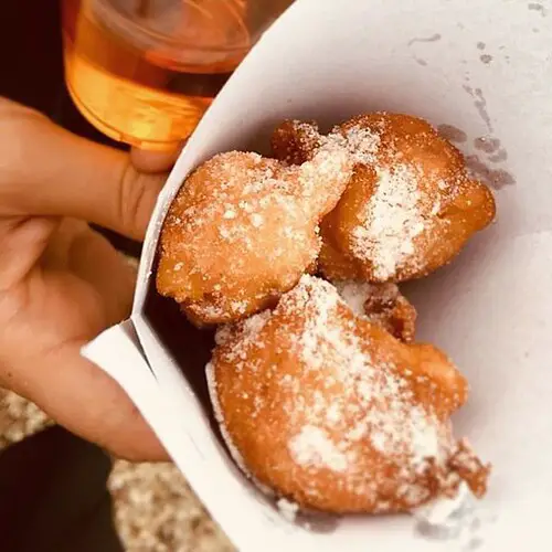 Italian Carnival Desserts: Apple fritters